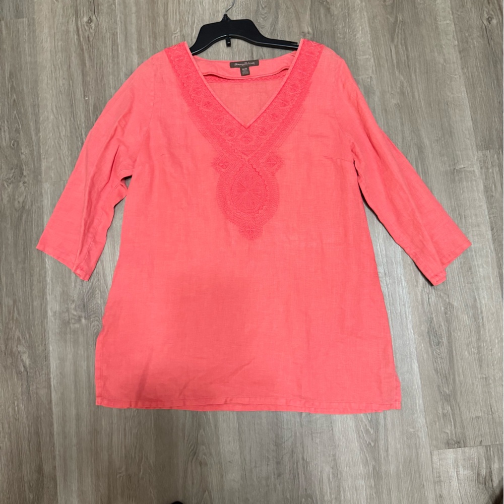 NWOT TOMMY BAHAMA LINEN CORAL BLOUSE SZ MED.